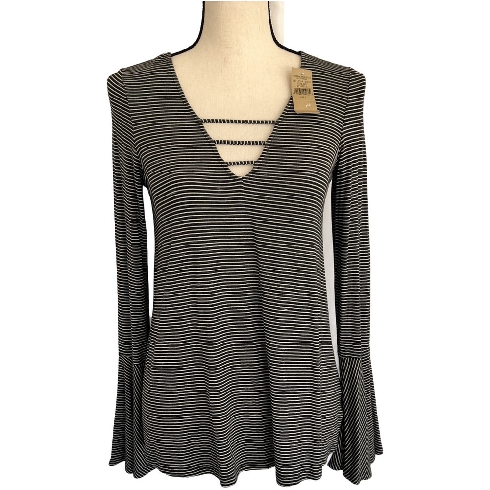 NWT - American Eagle Soft & Sexy Long Bell Sleeve Tee, Black & White, Small​​​​